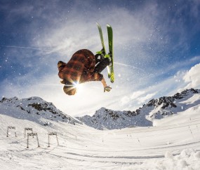 世界杯2026-文班亚马，当巴黎铁塔矗立在CBA的禁区