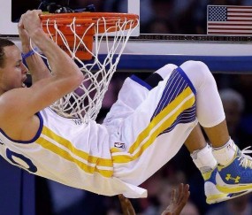 开云体育世界杯-东契奇爆发撕裂活塞防线，开拓者强势晋级背后的篮球哲学革命