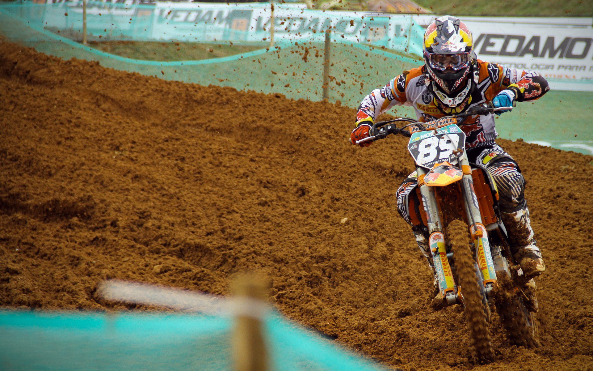 哈登末节接管比赛，活塞强行终结马刺，当个人英雄主义撞上团队执念