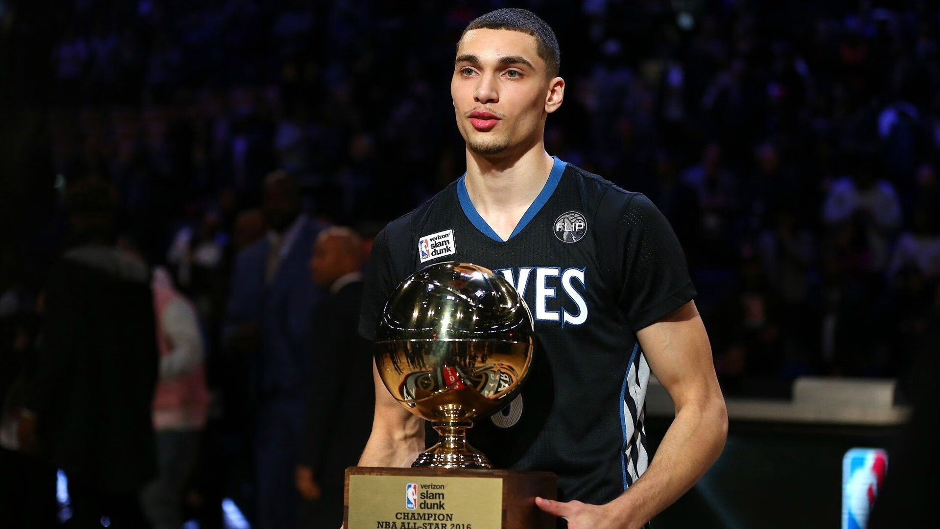 雷霆淘汰赛过关公牛,约基奇成为关键先生,当错误成为最锋利的武器