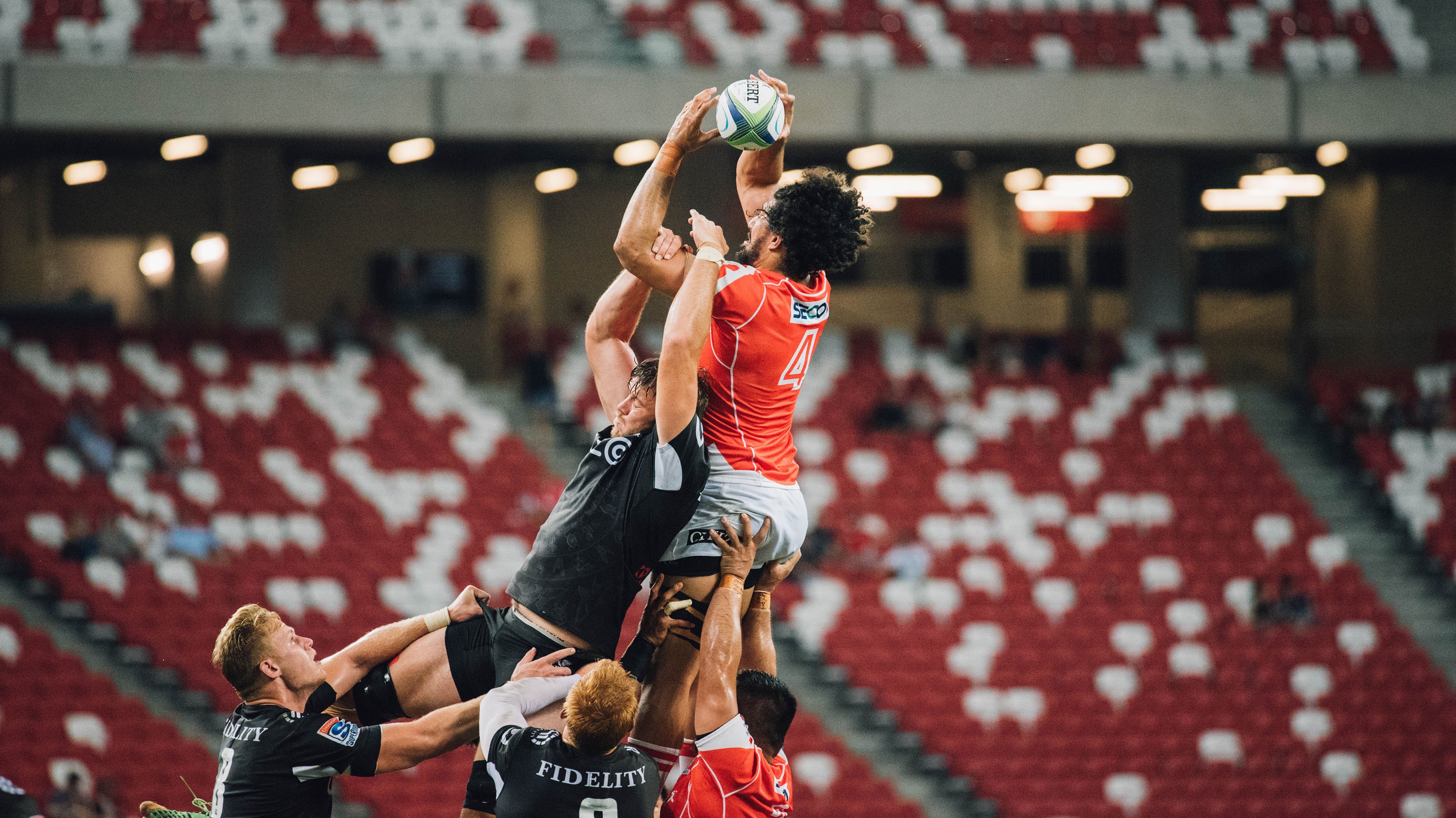 当库尔图瓦在NBA总决赛接管比赛,体育平行宇宙的荒诞与真实