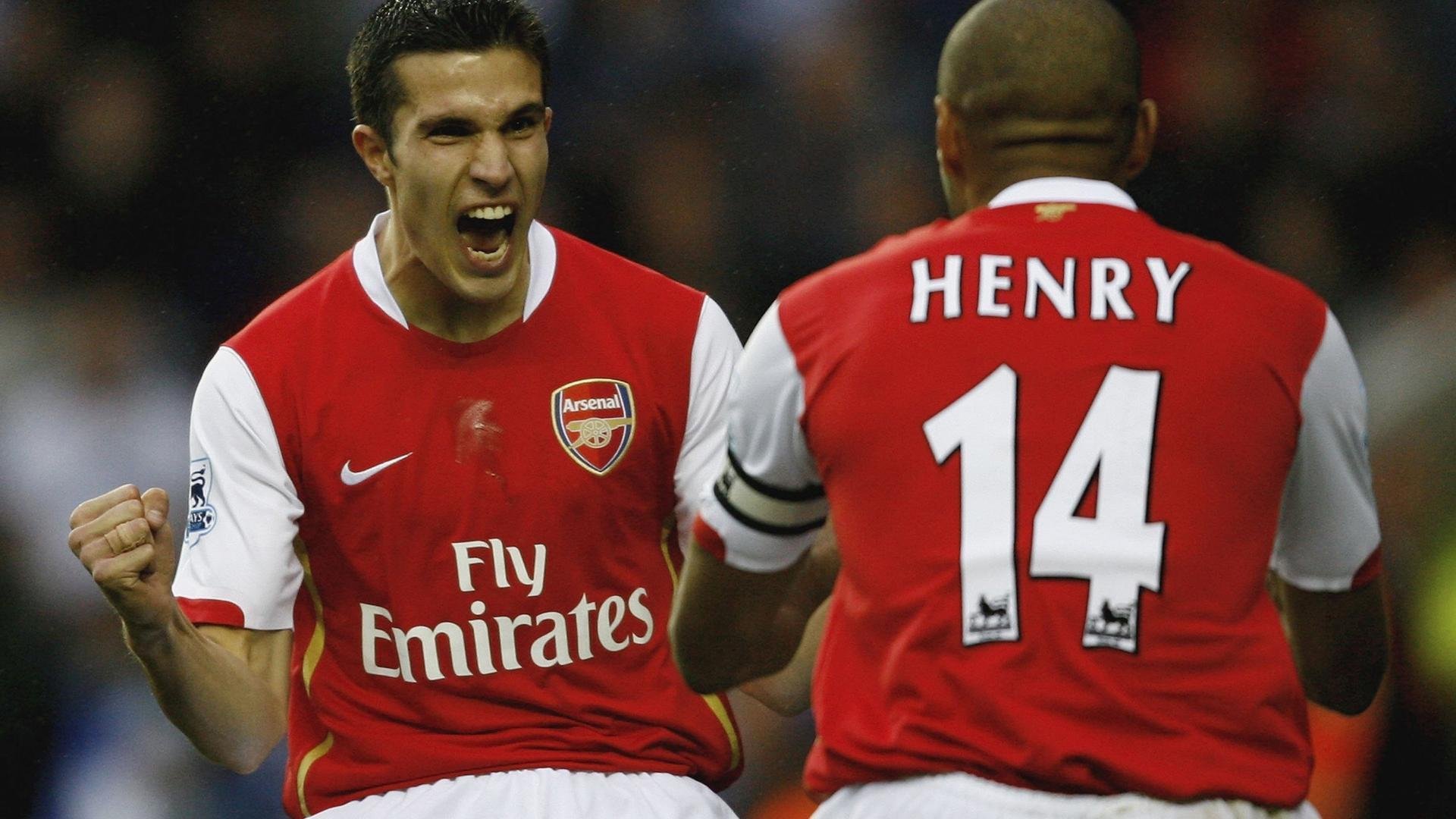 牙买加一波带走里昂，萨卡贡献制胜表现，当闪电撕裂红墙，足球重写叙事