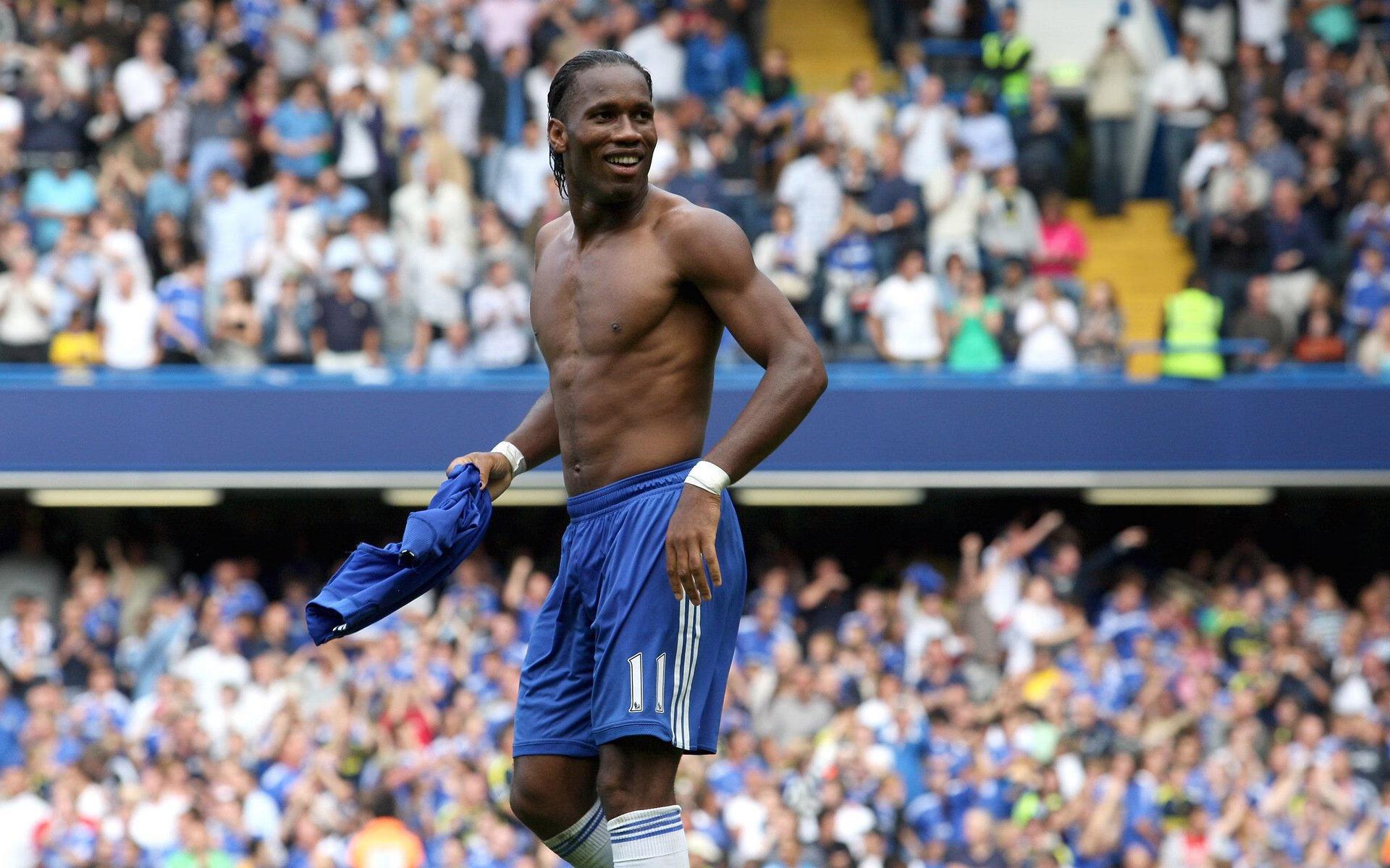 当足球成为大陆的脉搏，罗德里戈与美加墨的攻防之夜